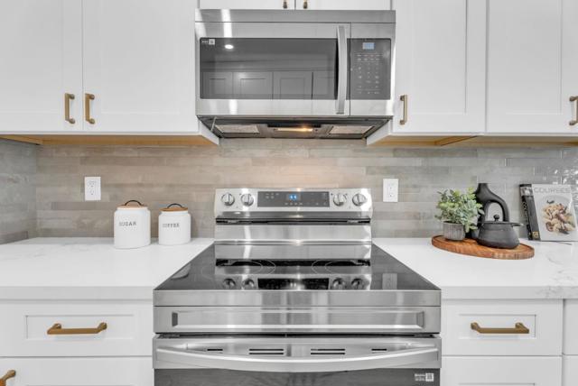 5231 Cribari Lane, San Jose CA: https://media.crmls.org/mediaz/c62c4517-3990-43bd-901a-594f31166111.jpg