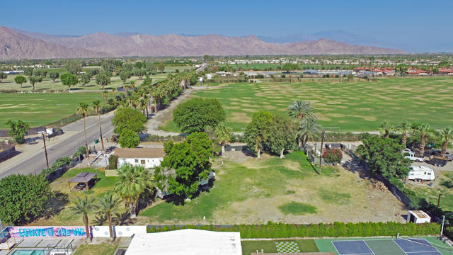 81514 Avenue 50, Indio CA: https://media.crmls.org/mediaz/c62d331f-00a1-41e1-a08d-bd6c4fc31da7.jpg