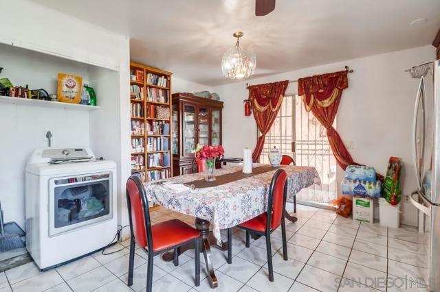 201 Treewood Street, San Diego CA: https://media.crmls.org/mediaz/c62d3f48-1c93-4c79-b950-66d13bf1d4df.jpg