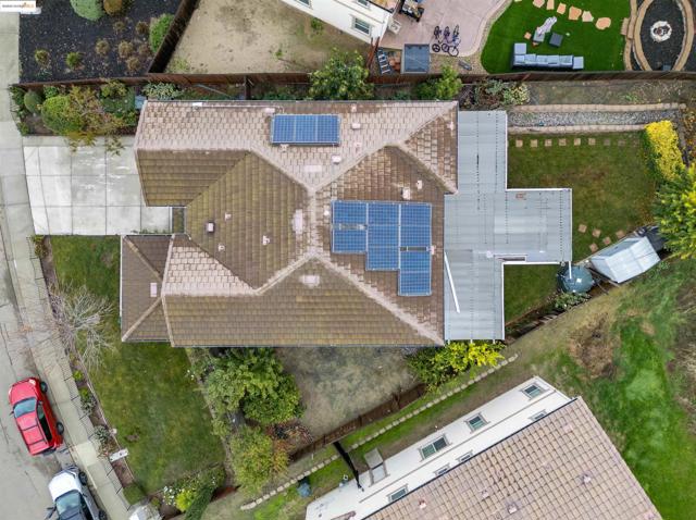 4586 Donegal Way, Antioch CA: https://media.crmls.org/mediaz/c62d77ce-69c4-4a74-b471-9134bbb3e893.jpg