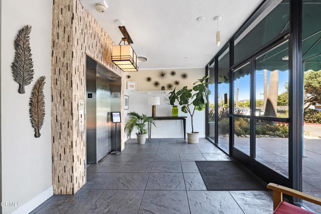 2901 Peninsula Road, Oxnard CA: https://media.crmls.org/mediaz/c62daff0-d42d-49b4-b618-a9de7315b7d2.jpg