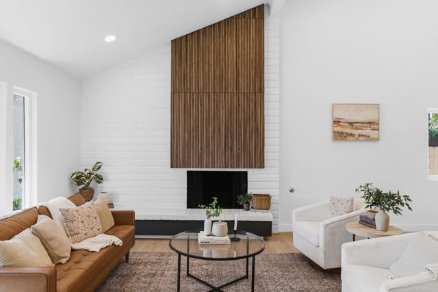 Detail Gallery Image 5 of 30 For 9604 Paseo Montril, San Diego,  CA 92129 - 3 Beds | 2 Baths