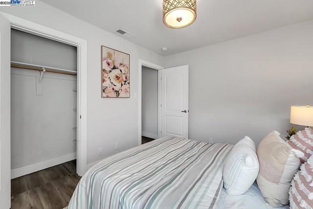 338 Orchard Ave, Sunnyvale CA: https://media.crmls.org/mediaz/c62e39bd-3b8d-4d36-96b2-44eff38afd6c.jpg