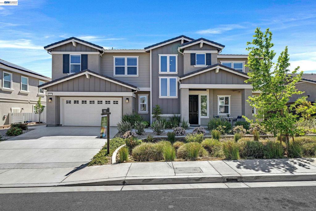 271 Eagle Nest Dr