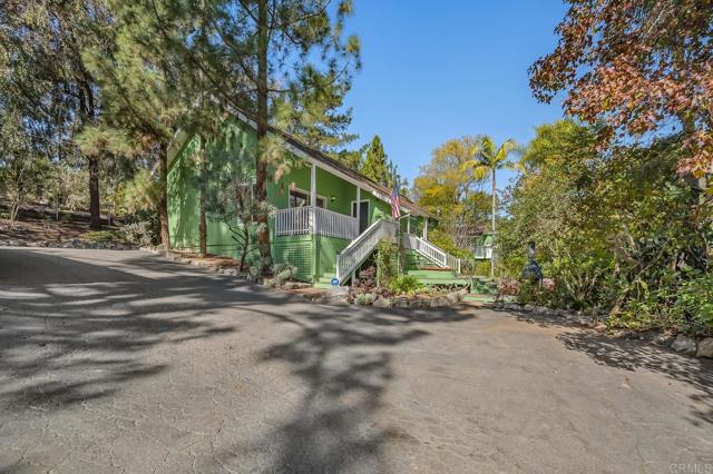Image 7 of 60 For 3887 Buena Creek Road