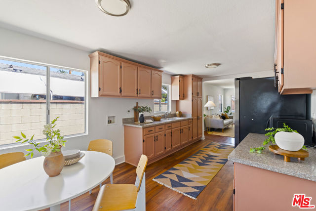 6043 Madden Avenue, Los Angeles CA: https://media.crmls.org/mediaz/c62f4213-ce2d-4379-8cac-2c19a28c491d.jpg