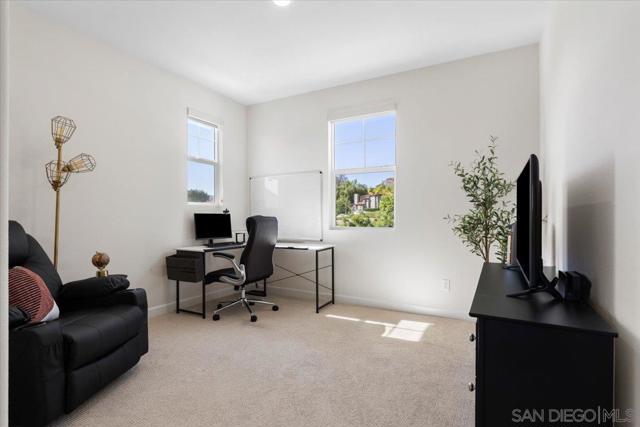1457 Natalia Court, Escondido CA: https://media.crmls.org/mediaz/c6300c57-35f1-483e-b7bf-3eb1c7a604cb.jpg