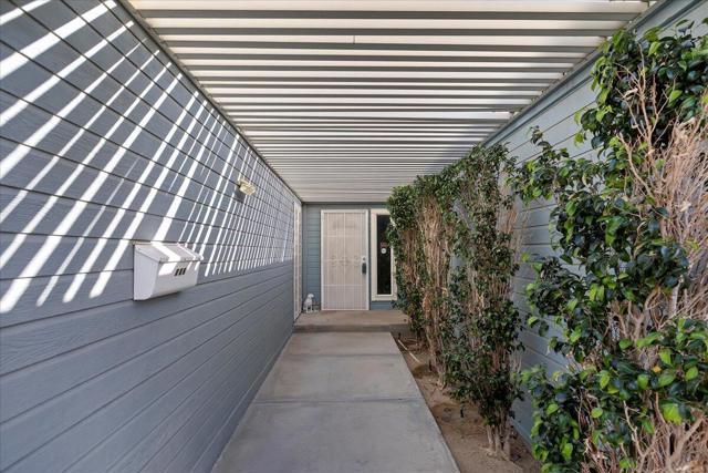 15300 Palm Drive, Desert Hot Springs CA: https://media.crmls.org/mediaz/c63015ca-d91b-4309-8050-a3d638c6a477.jpg