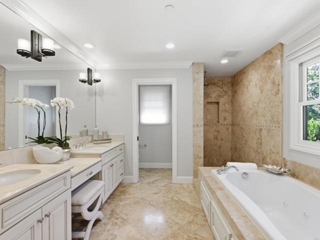 Image 29 of 55 For 345 Vine Street