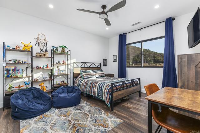 328 AMY WAY, Alpine CA: https://media.crmls.org/mediaz/c632f2ba-2638-4cd3-a27c-c5b3b73b311f.jpg