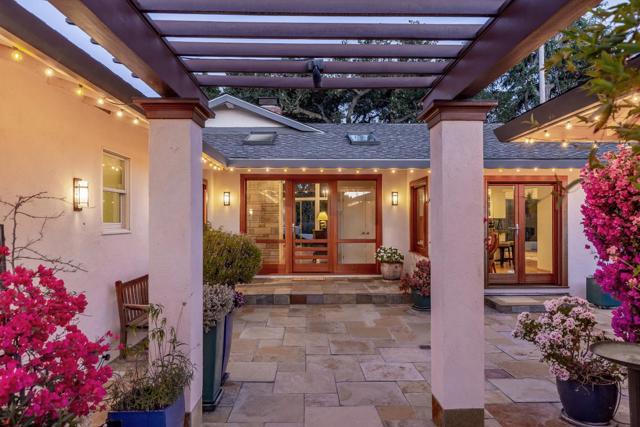 19740 GLEN BRAE Drive, Saratoga CA: https://media.crmls.org/mediaz/c63350b1-50e5-4ba8-b444-4b4913a3e1bd.jpg