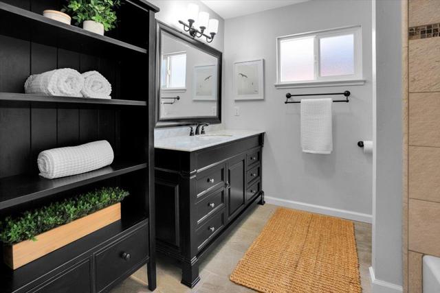 140 Suburbia Avenue, Santa Cruz CA: https://media.crmls.org/mediaz/c63352f9-106c-4e47-ab66-b8a865d184ce.jpg