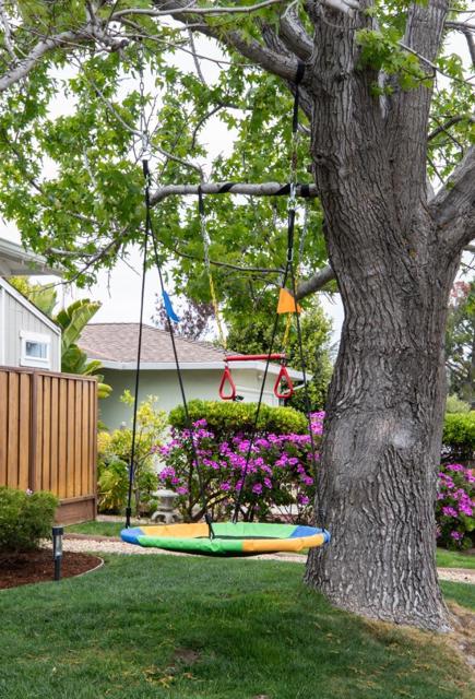 561 Fiesta Drive, San Mateo CA: https://media.crmls.org/mediaz/c633580d-c9d3-41e2-8a73-4e54d786111a.jpg