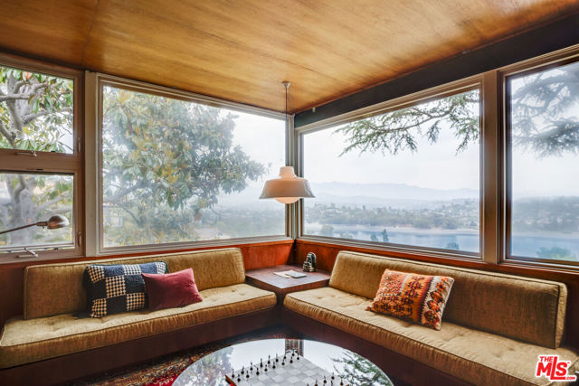 2020 Redcliff Street, Los Angeles CA: https://media.crmls.org/mediaz/c63391bd-8fe8-4130-af7a-bdd347922bed.jpg