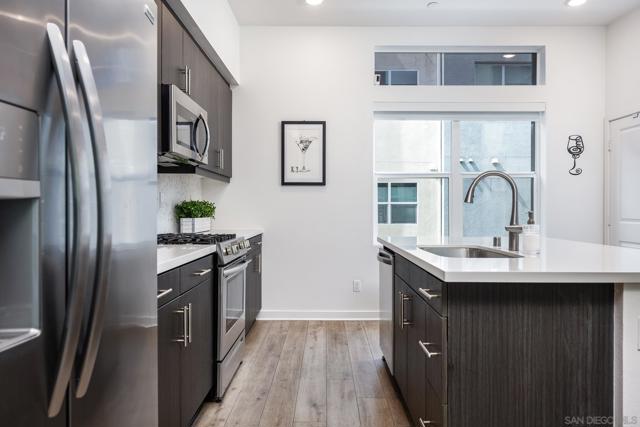 10402 Harlow Cir, San Diego CA: https://media.crmls.org/mediaz/c633e75b-d00a-4d1f-b135-ad53fe7b9c60.jpg