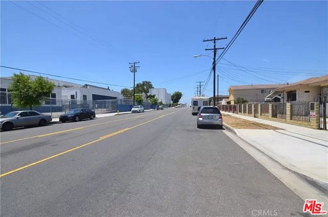 1461 108th Street, Los Angeles, California 90047, ,Multi-Family,For Sale,108th,24408389