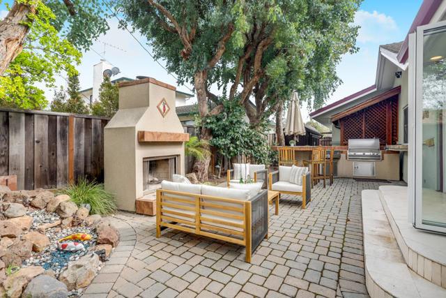 Image 30 of 40 For 989 Coeur D Alene Way