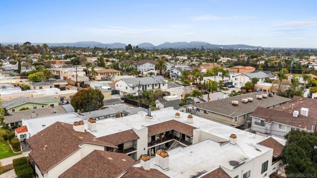 4415 38Th St, San Diego CA: https://media.crmls.org/mediaz/c6351b21-a68b-4b3f-9b2d-fccf72d9982c.jpg