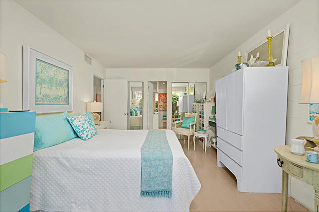 45301 Deep Canyon Road, Palm Desert CA: https://media.crmls.org/mediaz/c637d289-c587-47fc-9d3b-3c8f64861892.jpg