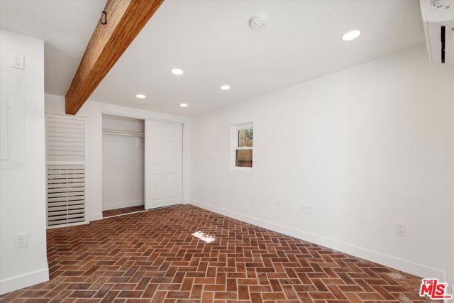 3156 W 74th Street, Los Angeles CA: https://media.crmls.org/mediaz/c637d28c-5909-4e90-8abc-3115cc96ca44.jpg