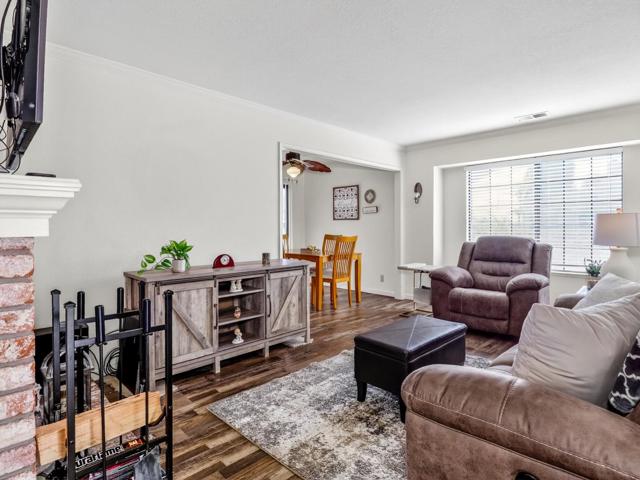 1056 Padre Drive, Salinas CA: https://media.crmls.org/mediaz/c6381994-b5d6-4ed5-add9-ddaf91545983.jpg