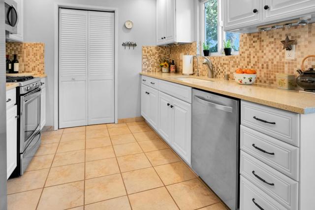 455 San Bernabe Drive, Monterey CA: https://media.crmls.org/mediaz/c63826bd-2592-43f6-ac19-c176409de22b.jpg
