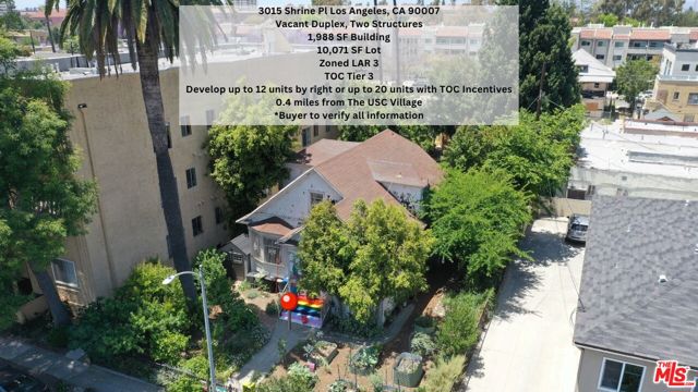 3015 Shrine Place, Los Angeles CA: https://media.crmls.org/mediaz/c638718a-28b5-41e8-b6de-8de3767dcb8b.jpg