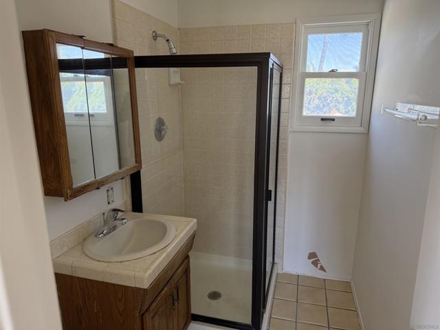 4860 Marlborough Drive, San Diego CA: https://media.crmls.org/mediaz/c6396f75-1f83-469c-92a3-46040f1f5140.jpg