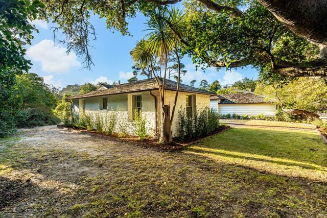 25984 N Mesa Drive, Carmel CA: https://media.crmls.org/mediaz/c639db14-64e9-4bfe-8655-2f6600a50245.jpg