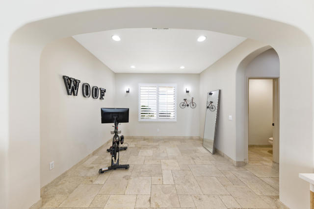 436 Via De La Paz, Palm Desert CA: https://media.crmls.org/mediaz/c63a1547-0431-4190-bcfa-03316c44049b.jpg