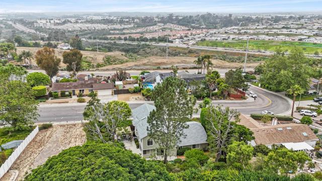 915 Lake Ridge Drive, San Marcos CA: https://media.crmls.org/mediaz/c63a860d-0ac2-428f-96ad-9b439428a747.jpg