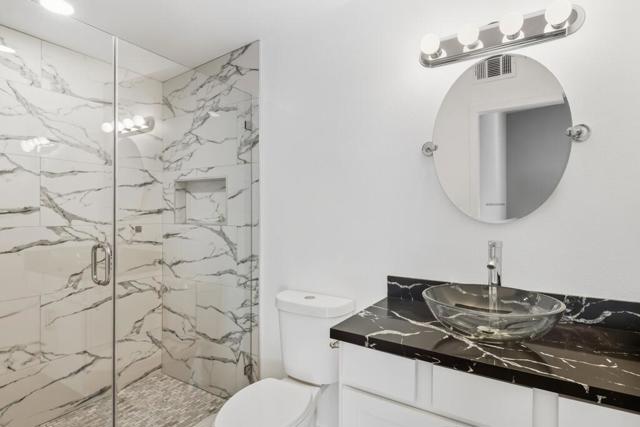 38855 Paradise Way, Cathedral City CA: https://media.crmls.org/mediaz/c63b9299-d0ac-40a1-84f8-4c20677aed88.jpg