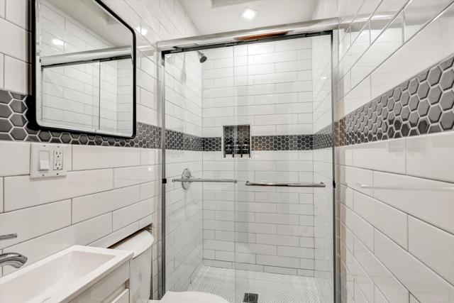 Detail Gallery Image 25 of 42 For 1818 Sunset Blvd, –,  CA 92103 - 2 Beds | 2 Baths