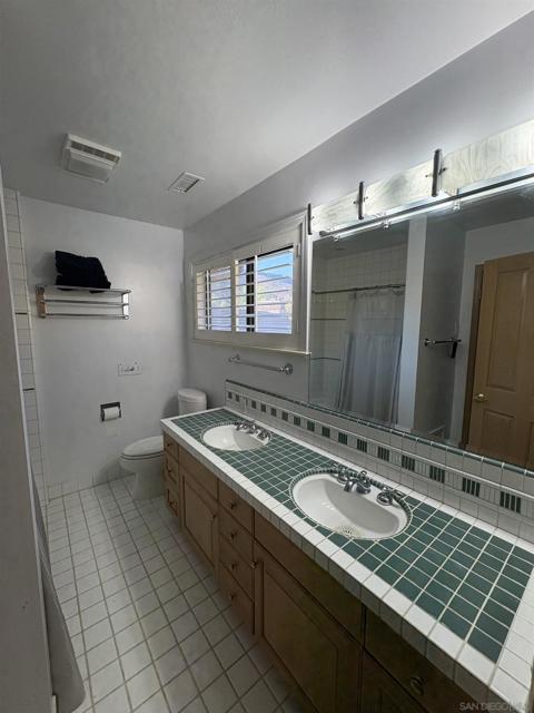 15725 Pauma Valley Drive, Pauma Valley CA: https://media.crmls.org/mediaz/c63ec906-5a2a-4d60-8ed8-3fac75e12d75.jpg