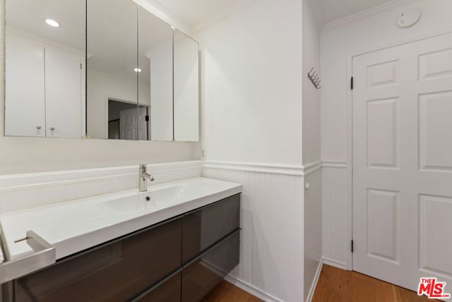 9061 Keith Avenue, 208 photo 11