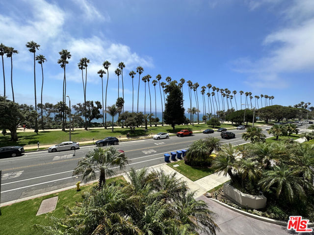 515 Ocean Avenue, Santa Monica CA: https://media.crmls.org/mediaz/c63f7673-2b97-4f74-9b46-7894f146722f.jpg