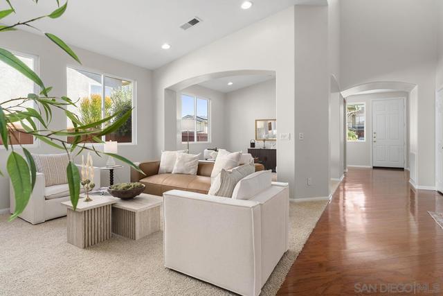 987 Palencia Ct, Chula Vista CA: https://media.crmls.org/mediaz/c63f78a1-b4ea-4c39-a18f-30d39d96ac82.jpg