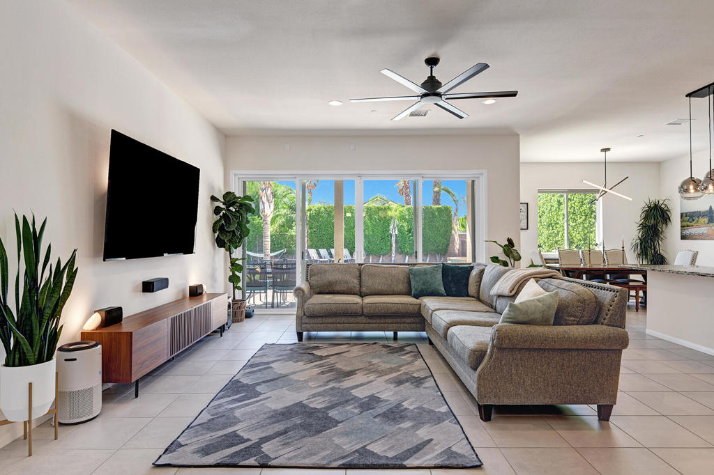 MLS #219136449PS image #2