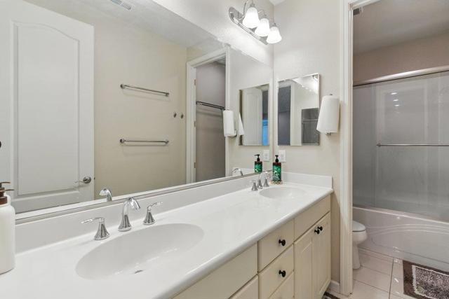 33831 Farmhouse Street, Fremont CA: https://media.crmls.org/mediaz/c6425f68-740a-4dfd-977d-f7e6b336f4da.jpg