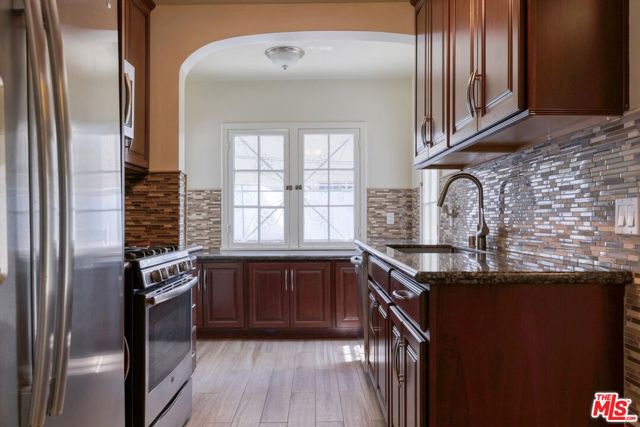 859 S Le Doux Road, Los Angeles CA: https://media.crmls.org/mediaz/c642b666-a705-46e5-ab1e-1d1d1a587884.jpg