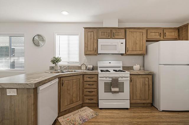 108 Cottonwood Road, Oroville CA: https://media.crmls.org/mediaz/c642b6bd-db13-4439-8f87-6a0eac7e7989.jpg
