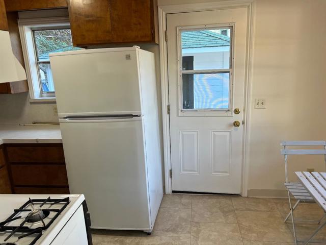 365 Circle Drive, Angwin CA: https://media.crmls.org/mediaz/c6438e84-ac02-41af-a00a-03c037f1c3f8.jpg