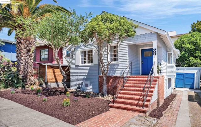 580 Chetwood St., Oakland CA: https://media.crmls.org/mediaz/c6439166-666b-43b3-a391-55cb3d3a5e2f.jpg