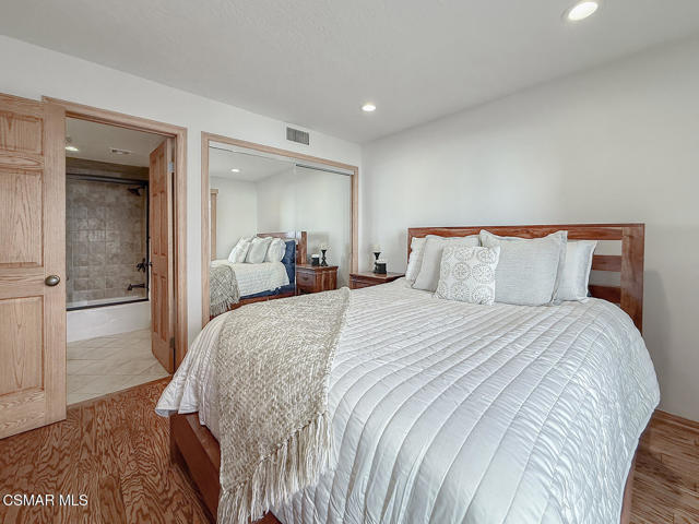 16030 Moorpark Street, Encino CA: https://media.crmls.org/mediaz/c646599c-366a-4be9-ae4f-20c210e37587.jpg