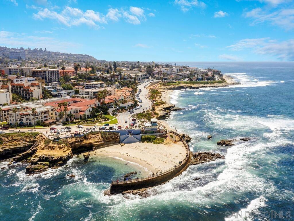 MLS #250043076SD image #27