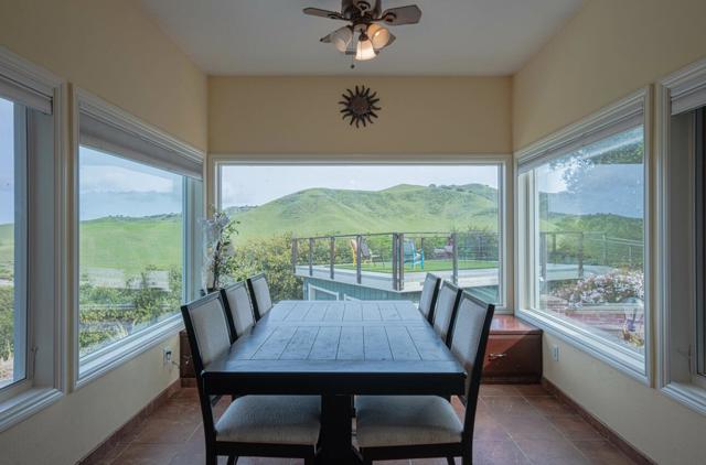 383 Corral De Tierra Road, Salinas CA: https://media.crmls.org/mediaz/c64737b8-c66e-4147-a457-d6b2e5f1da1b.jpg