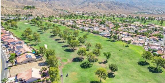 9980 Hoylake Road, Desert Hot Springs CA: https://media.crmls.org/mediaz/c6486c2f-3bf2-4a1d-bfbc-f552e9f1f9c1.jpg