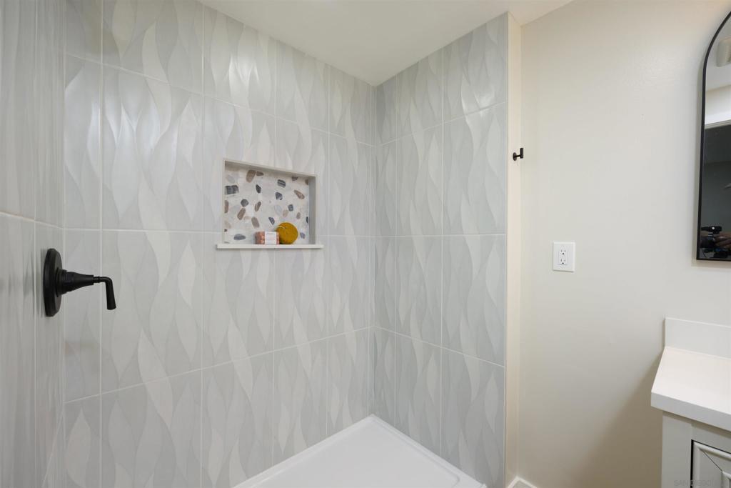 MLS #250045865SD image #12