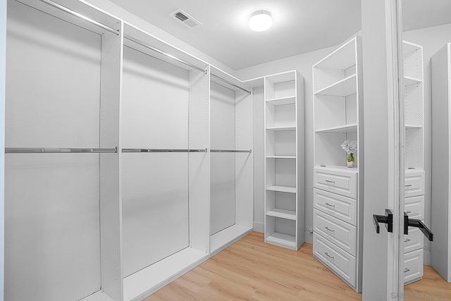 1120 Parkview Dr, Oceanside CA: https://media.crmls.org/mediaz/c6498f34-0ef9-41a5-b160-3fad988ee5dc.jpg