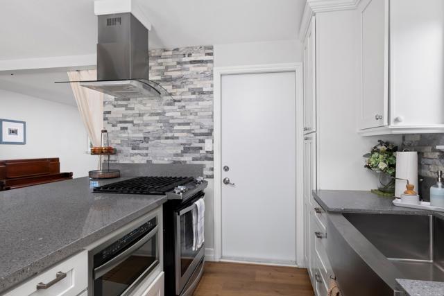 Detail Gallery Image 17 of 36 For 9341 Fermi Ave, San Diego,  CA 92123 - 3 Beds | 2 Baths